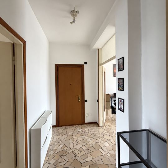 Appartamento in Via Tortona 72, Milano (MI) - Photo 1