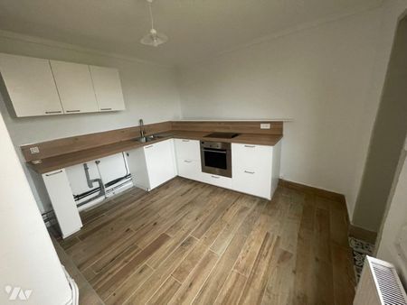 Appartement entièrement rénové disponible à la location. Avec ses 49.83 m2, il vous offre un... - Photo 5