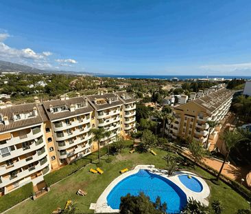 Middle Floor Apartment in Nueva Andalucía - Photo 2