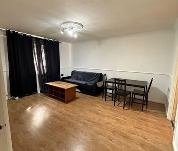 1 Bed Flat, Ashton Road, E15 - Photo 1