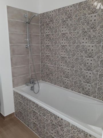 Location Appartement T3 Neuf à Laval - Photo 5