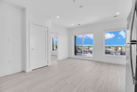 For Lease - 408 Dundas Street Unit# 408, Cambridge, Ontario - Photo 4