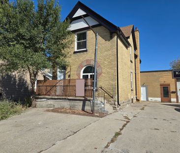 For Lease - 18 Childers Street Unit# MAIN, London East, Ontario - Photo 6