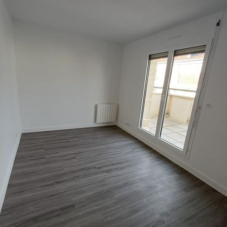 location Appartement T2 DE 51.83m² À SAINT MANDE - Photo 3