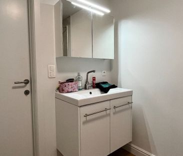 Appartement te huur in Antwerpen voor € 850 met 1 slaapkamer - Photo 2