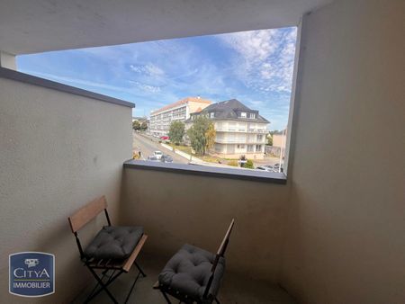 Location Appartement 3 pièces 62m² LAVAL 53000 - Photo 5