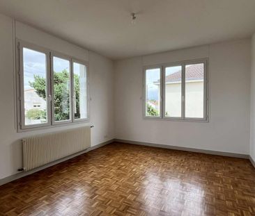 Maison 151.18 m² - 5 Pièces - Niort (79000) - Photo 6