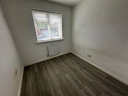 5 bedroom detached house to rent - Photo 3