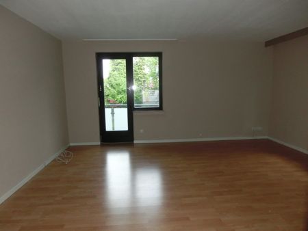 Appartement mit Balkon in ruhiger Grünlage am Mühlbachtal - Nähe Klinikum! - Foto 5