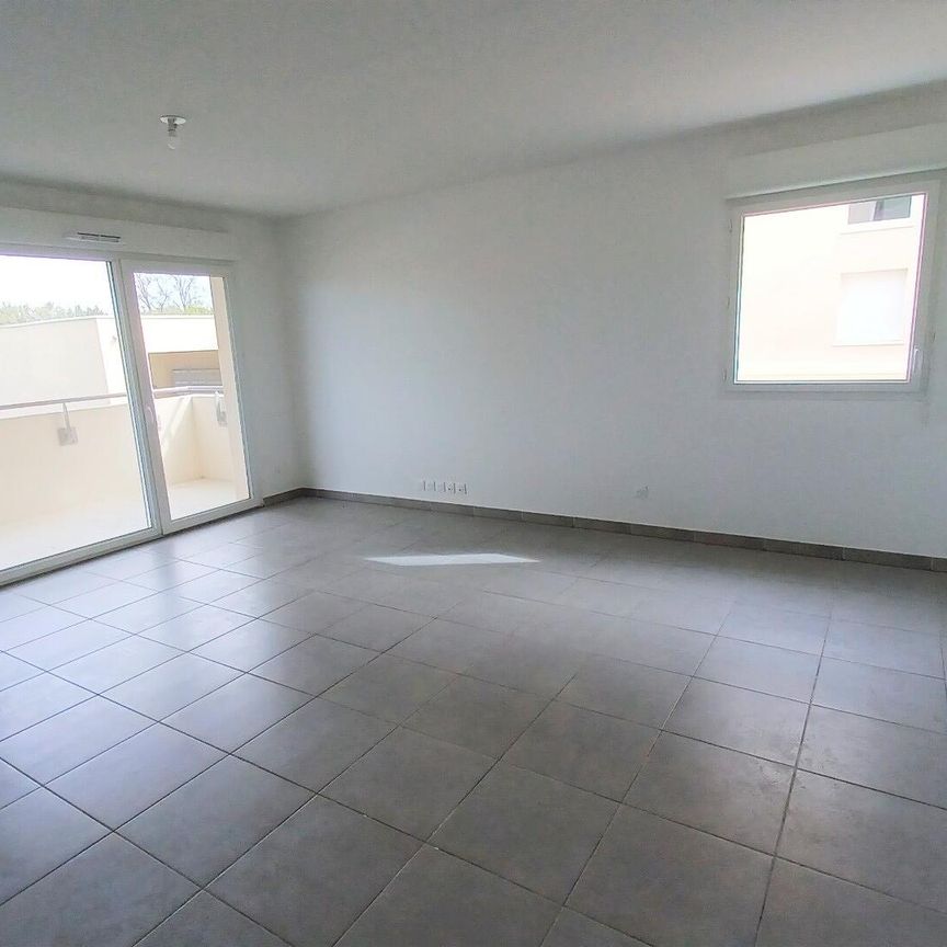 location Appartement T3 DE 57.7m² À NIMES - Photo 1
