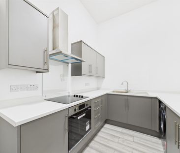 Seaview Road, Wallasey, 2 bedroom, Apartment - Photo 3