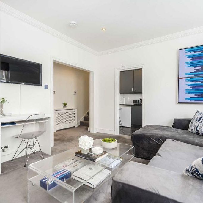 1 bedroom flat to rent - Photo 1