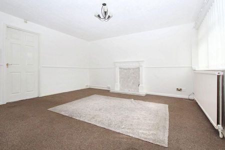 3 bed end of terrace house to rent in NE3 - Photo 3