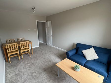 2 Bed Flat, Lynmouth Road, RG1 - Photo 4
