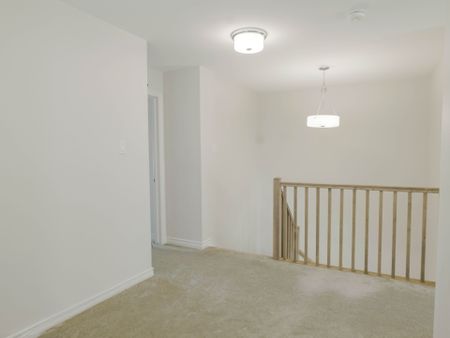 For Lease - 531 SONMARG Crescent, Barrhaven, Ontario - Photo 2