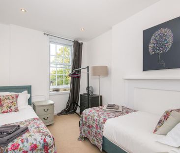 2 bedroom terraced house to rent - Photo 4