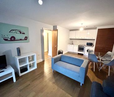 2 bedroom apartment to rent - Photo 3