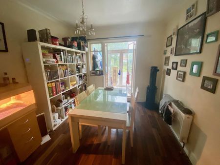 3 bedroom detached house to rent - Photo 2