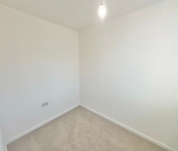 Cwrt Y Brenin, Swansea Road, Swansea - Photo 5