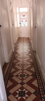 Willoughby - Photo 1