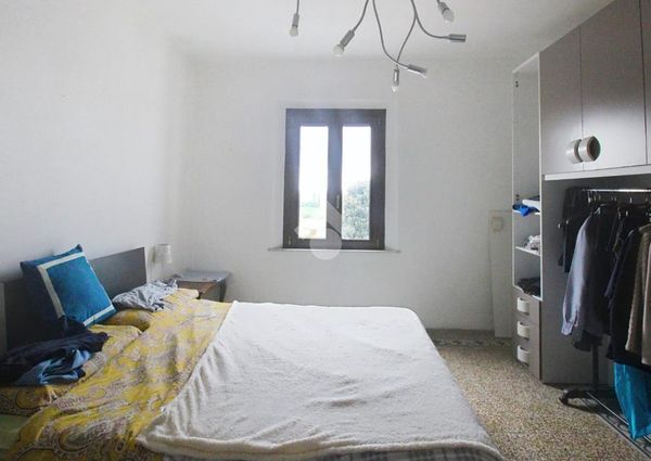 Casa indipendente in affitto