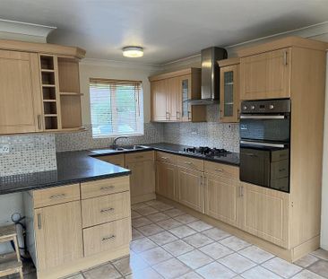 4 bedroom house to rent - Photo 6