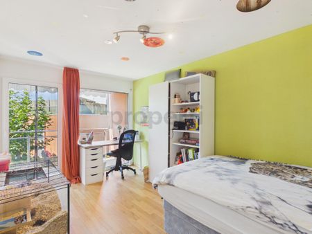 Freundliches, grosszügiges Reiheneinfamilienhaus -- Wohntraum für d... - Photo 5