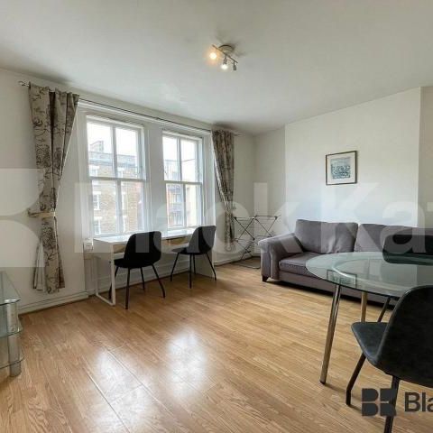 Flooded with natural light, communal roof terrace, stunning views over the city - Photo 1