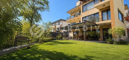 Casa individuala, pet friendly, 7 camere, 5 bai, 5 parcari,curte, rooftop- Europa - Photo 3