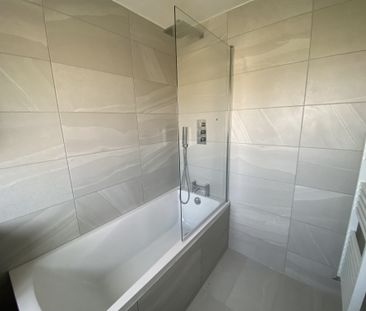 The Oval, Doncaster, Dunscroft - Photo 6