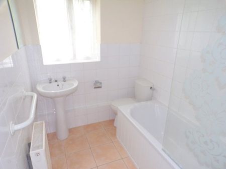 Roklis Court, Rake Lane, Upton - Photo 3