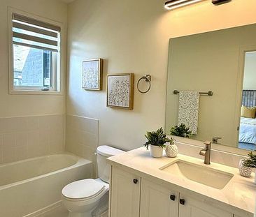 For Lease - 26 MCALISTER Avenue, Richmond Hill, Ontario - Photo 2