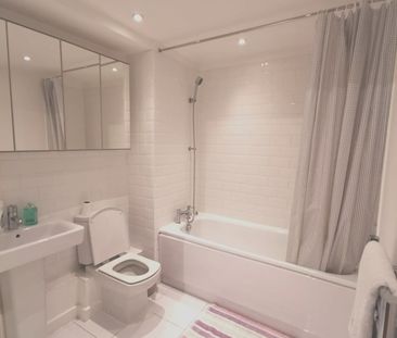 Room in a Shared Flat, Barge Walk, SE10 - Photo 5