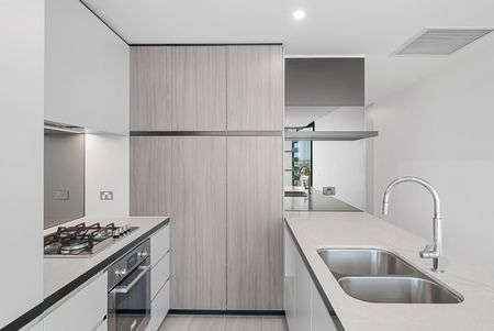 Oxley + Stirling Residences - Photo 3