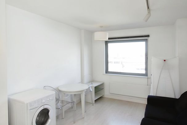 1 bedroom studio apartment to rent - Photo 1