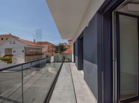 RAMADA, Lisbon - Photo 2