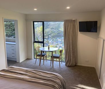 Private Unit with Ocean Views - Photo 3