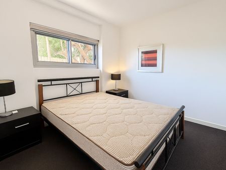 1x1 BULGARRA UNIT! - Photo 3