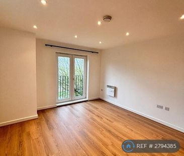 2 bedroom flat to rent - Photo 1
