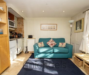 The Coach House, Broadway House Anglesea Road, Colchester, CO7 9JR - Photo 3