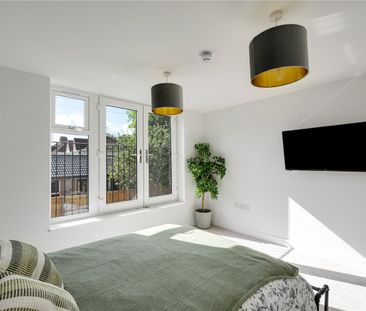 Southmead Road, Filton - Photo 2