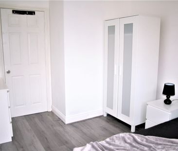 Room in a Shared Flat, Morrison Yard, N17 - Photo 5
