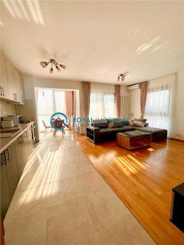 Royal Imobiliare Inchiriere apartament 2 camere zona Ultracentral - Photo 3