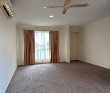 Prime Location - Photo 4