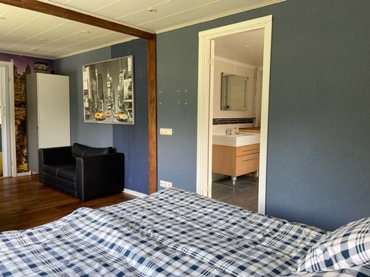 Vadarevägen, Segeltorp - Photo 1