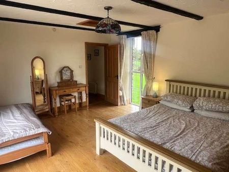 Southleigh, EX24 - Photo 3