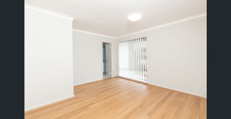 Large 4x2 home - Photo 5