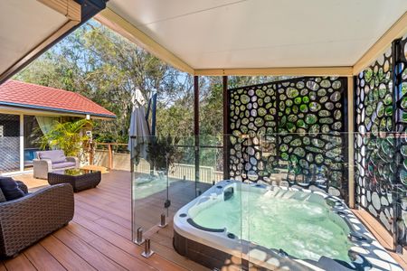 Stunning Family Home in Forest Lake - Photo 5