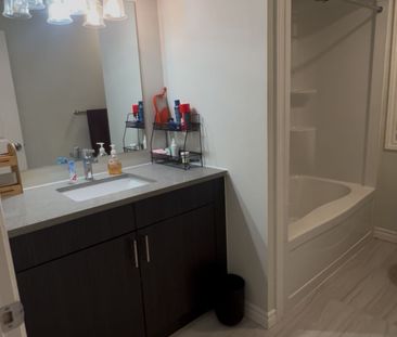 For Lease - 227 Byers Street, London South, Ontario - Photo 5