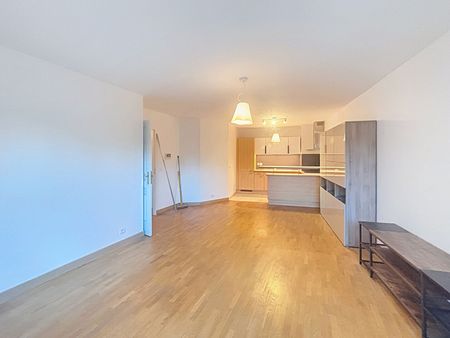 Location Appartement 2 pièces 49m² - Photo 2